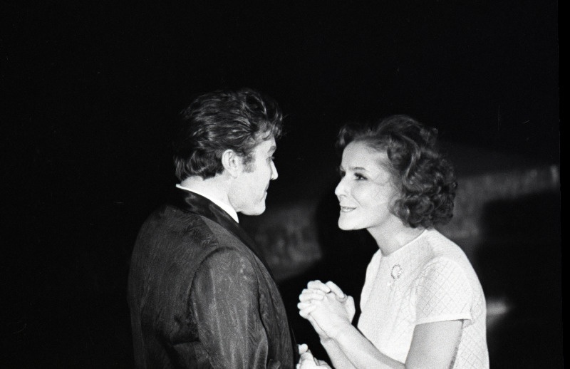 Stseen R. Valgre - Ü. Raudmäe muusikalist “Muinaslugu muusikas” RAT “Estonias”. Tiiu - Helgi Sallo ja Enn - Voldemar Kuslap.