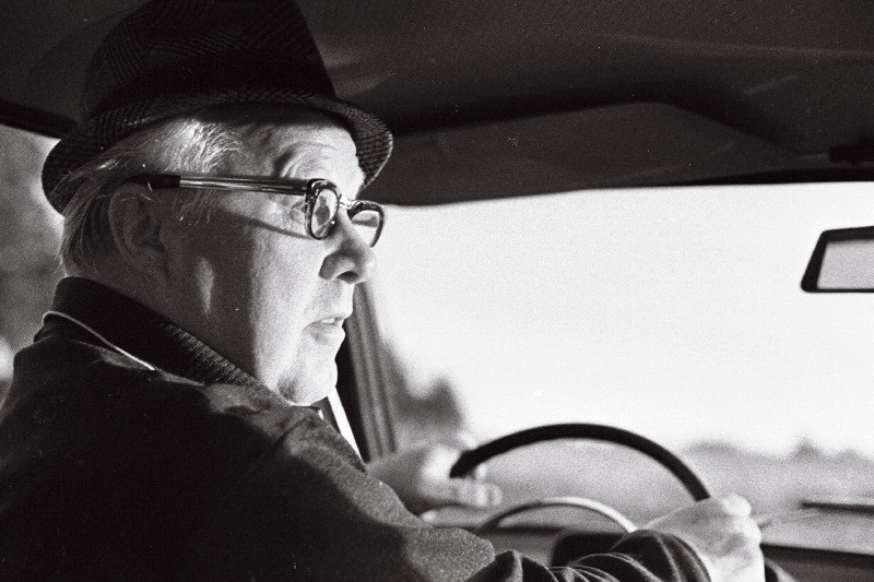 Estraadilaulja Artur Rinne.