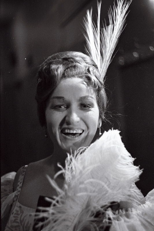 RAT “Estonia” näitleja Silvia Urb Gabi osas J. Straussi operetis “Viini veri”.