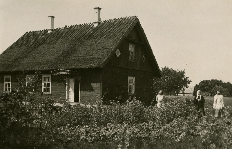 Põlde Laasi talu Mustjalas.