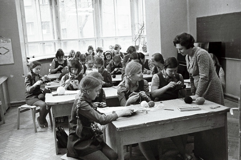 Käsitöötund Tallinna 7. Keskkoolis.