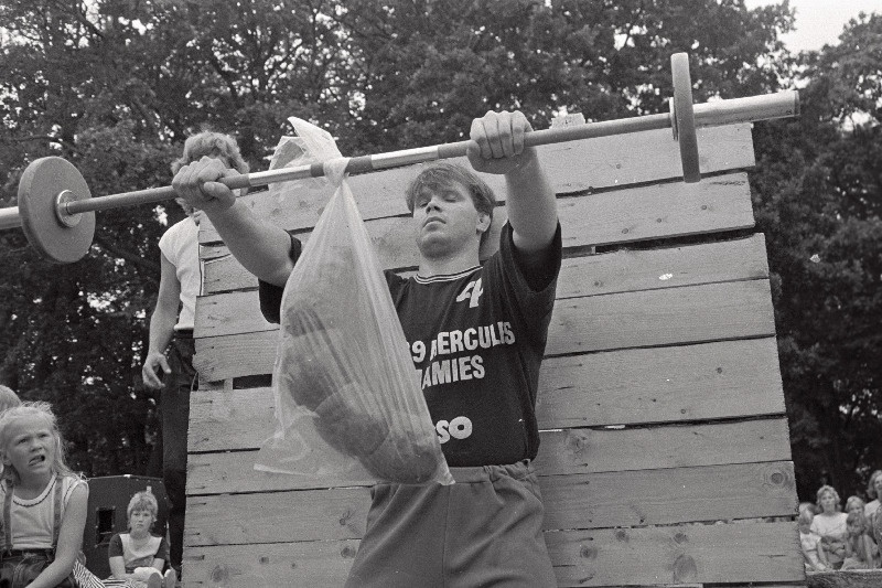 Läänemaa rammumeeste võistluse võitja Aap Uspenski.