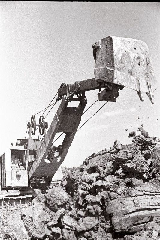 Maaparandustööd Pärnu sovhoosis.