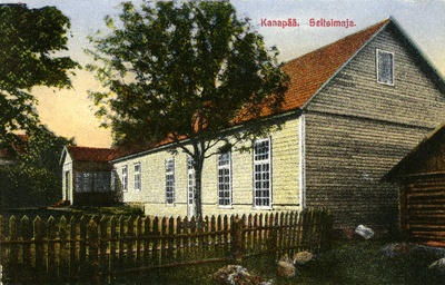 Kanepi Laulu- ja Mänguseltsi hoone.  duplicate photo