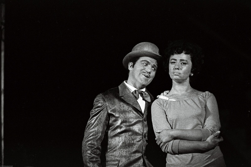 G. Gershwini ooper Porgy ja Bess teatris Estonia. Stseen lavastusest. Bess – Haili Sammelselg ja Sporting Life - Viktor Gurjev.