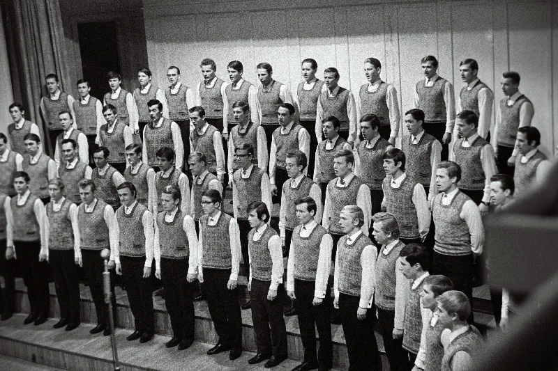 Riikliku Akadeemilise Meeskoori kolme põlvkonna kontsert Estonia kontserdisaalis.