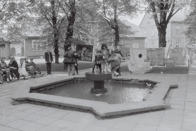 Kiriküüt 94 lõpetamine Laidoneri platsil.