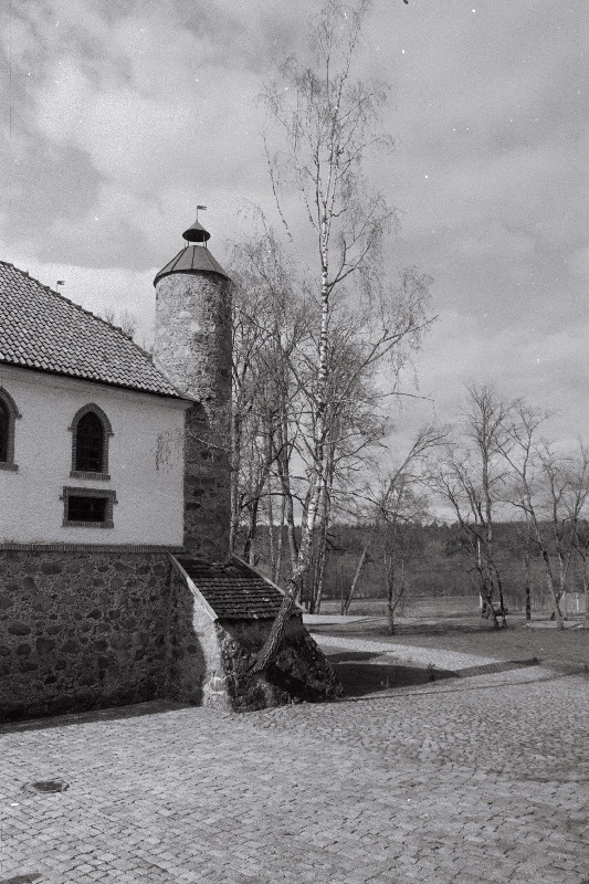 Vana viinaköögi müür kasega.