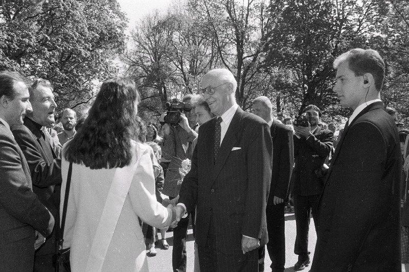 Halliste kirik, Prepäev, president Lennart Meri, Eesti Missis 94.