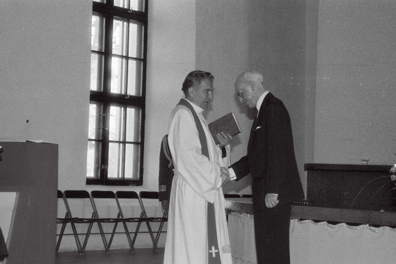 Halliste kirik, Prepäev, president Lennart Meri, Eesti Missis 94.