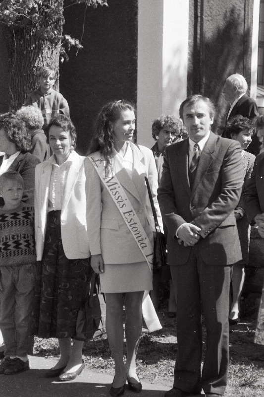 Halliste kirik, Prepäev, president Lennart Meri, Eesti Missis 94.