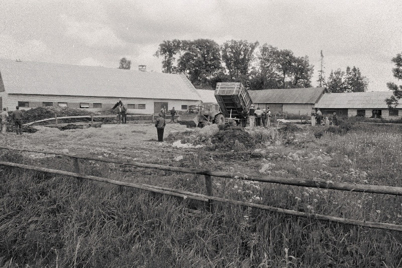 Silo tegemise õppepäev Ants Raadiku Parika talus.