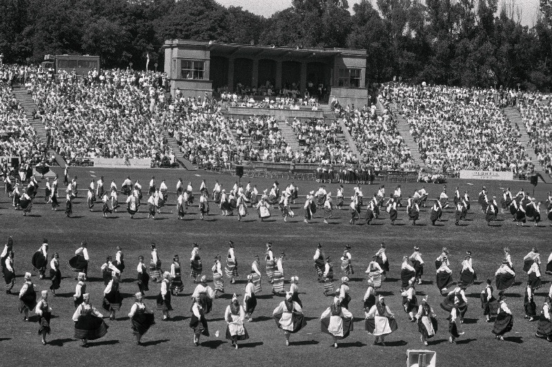 Eesti XXII üldlaulupidu (125 aastat esimesest Eesti üldlaulupeost).