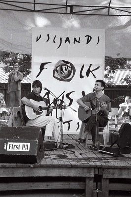 Folkmuusika festival.  similar photo