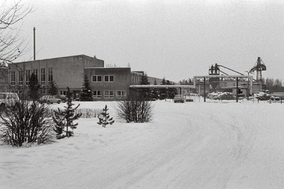 Suure-Jaani metsapunkt, metsas.  similar photo