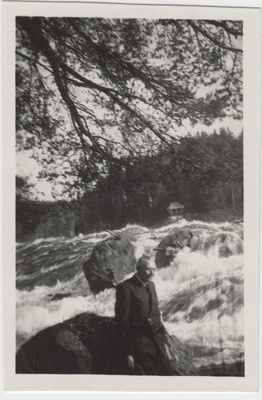 Eduard Virgo  duplicate photo