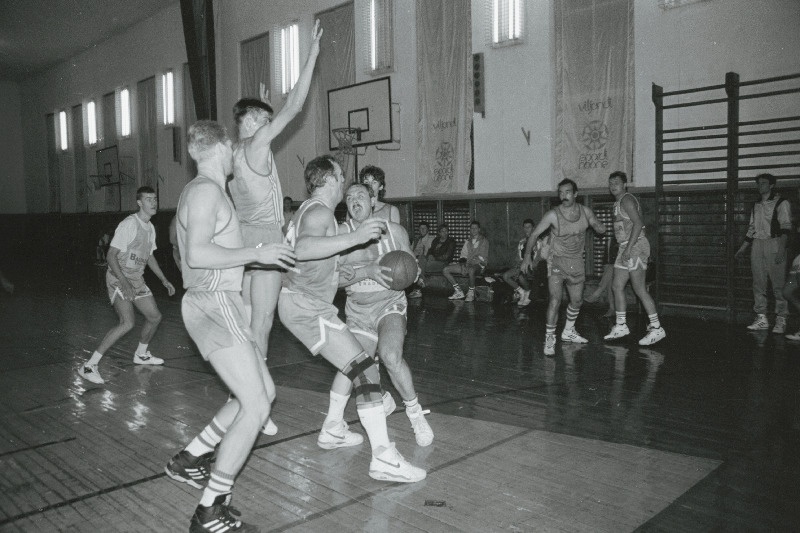 Korvpall, Viljandi "Volmera" ja treener.