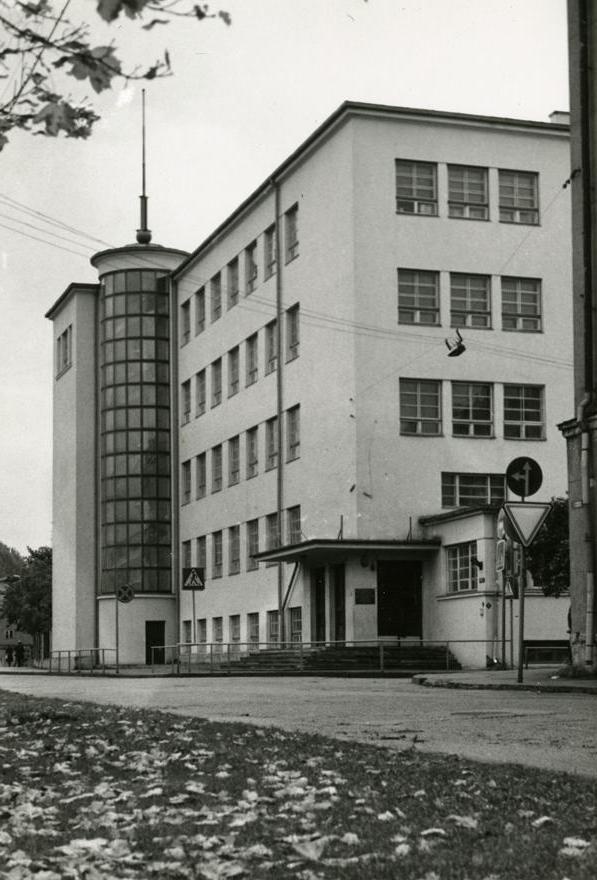 Lenderi gümnaasium Tallinnas, vaade. Arhitekt Herbert Johanson