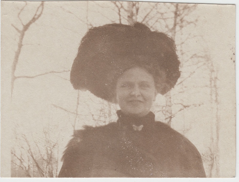 Tundmatu naine [Eduard Virgo tuttav?]