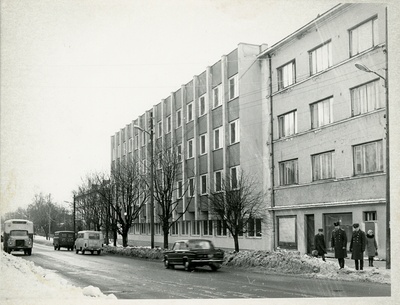 Nõmme Miilitsakool, tänavapoolne vaade. Arhitekt Rein Heiduk  similar photo