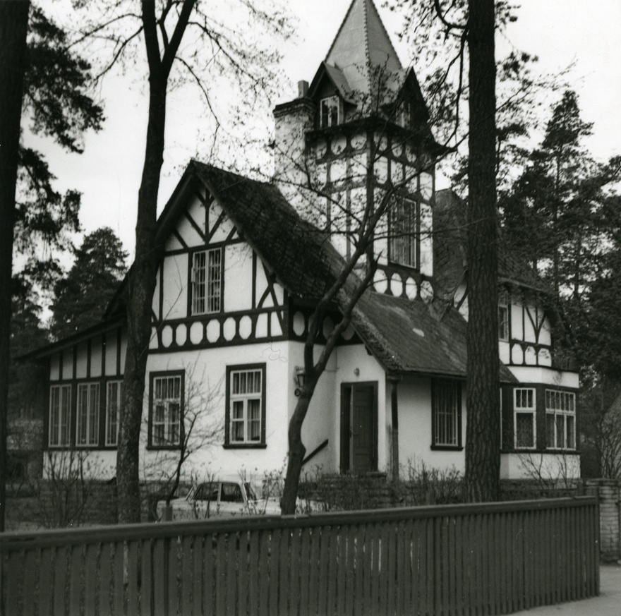 Elamu Nõmmel, Lõuna 28, arhitekt Jacques Rosenbaum