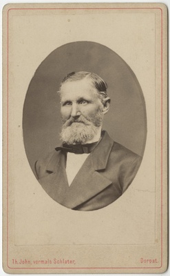 Määratlemata vana mees  duplicate photo