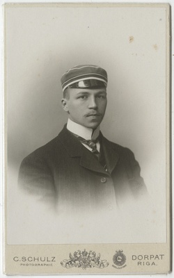 Korporatsiooni "Livonia" liige Herbert Girgensohn, portreefoto  duplicate photo