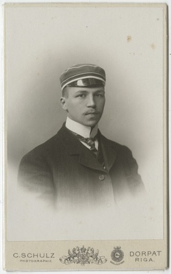 Korporatsiooni "Livonia" liige Herbert Girgensohn, portreefoto  duplicate photo