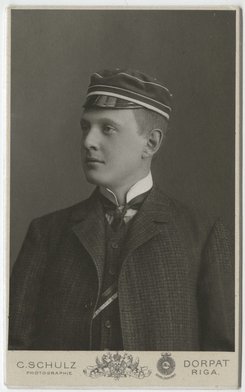 Korporatsiooni "Livonia" liige Siegfried von Sivers, portreefoto