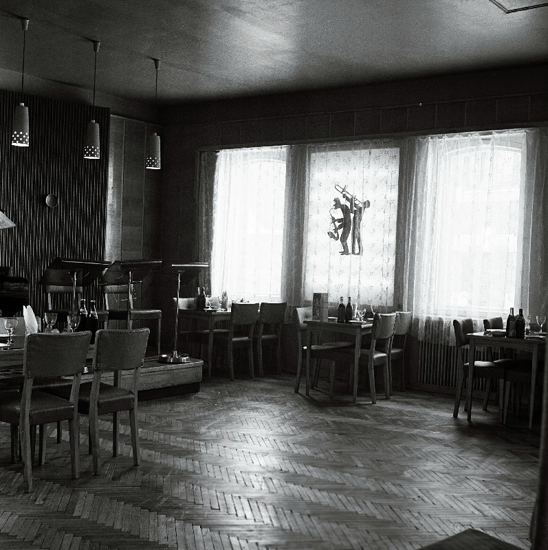 Restorani "Baltika" söögisaal.