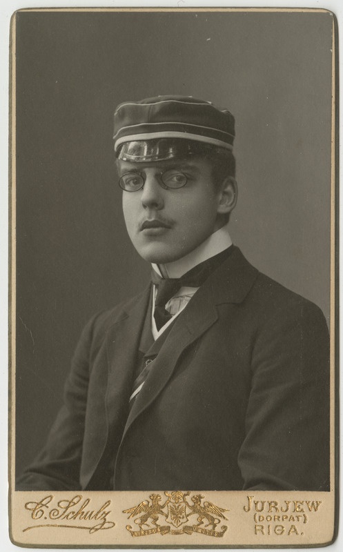 Korporatsiooni "Livonia" liige Siegfried von Vegesack, portreefoto