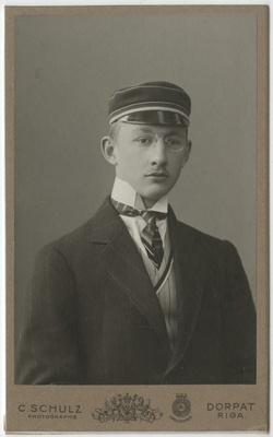 Korporatsiooni "Livonia" liige Ernst von Hahn, portreefoto  duplicate photo