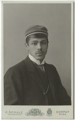 Korporatsiooni "Livonia" liige Otto Schlau, portreefoto  duplicate photo