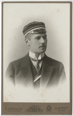 Korporatsiooni "Livonia" liige Max Walter, portreefoto  duplicate photo
