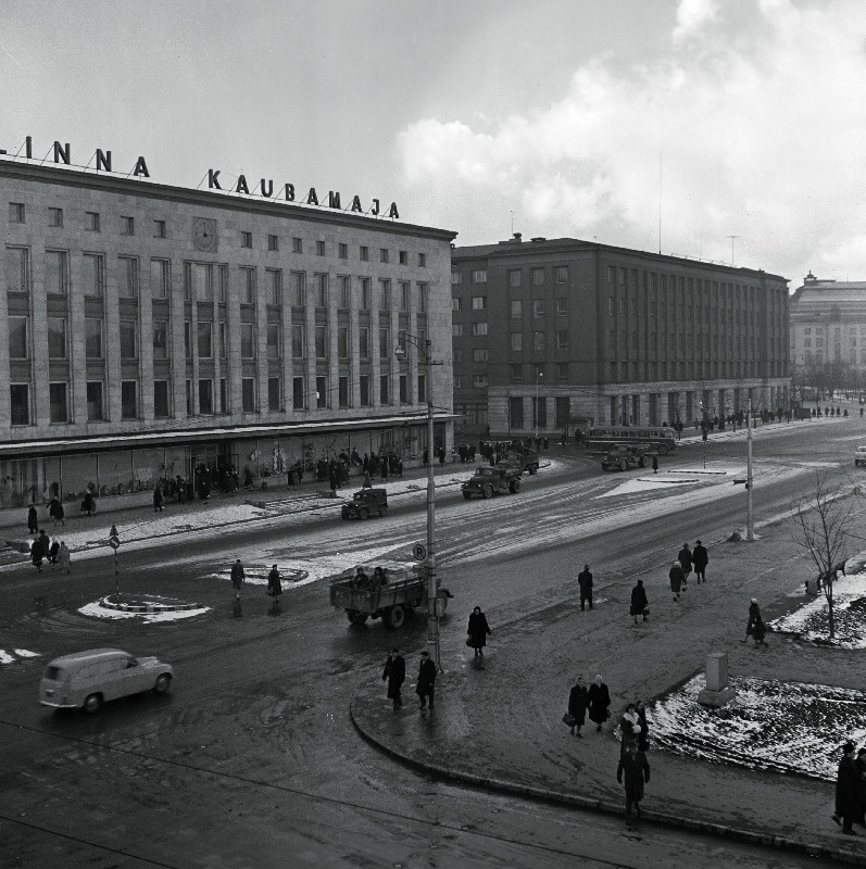 Vaade Tallinna Kaubamajale.