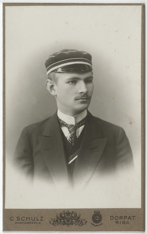 Korporatsiooni "Livonia" liige Ernst Engelhardt, portreefoto