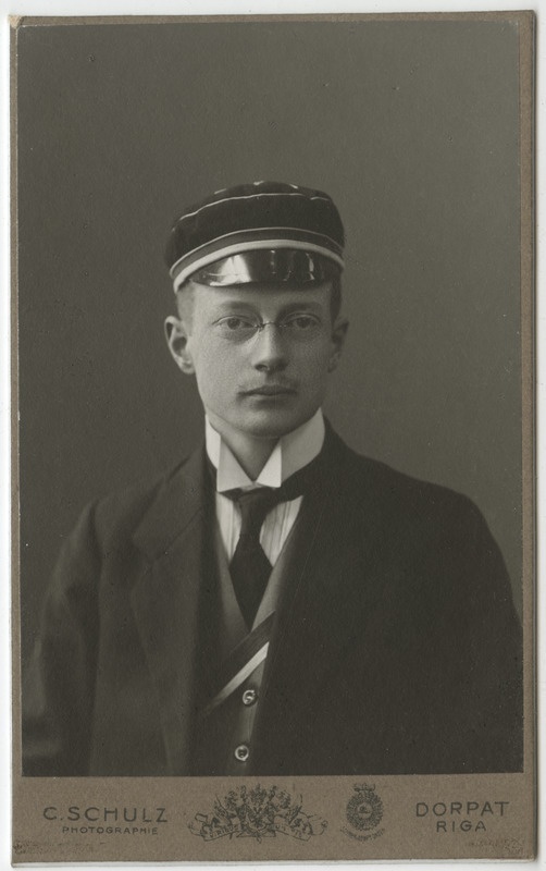 Korporatsiooni "Livonia" liige Wolfgang von Tobien, portreefoto