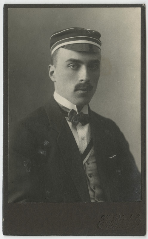Korporatsiooni "Livonia" liige Erich von Sivers, portreefoto
