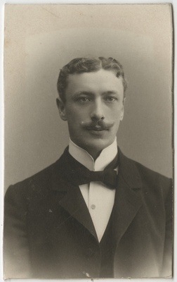 Korporatsiooni "Livonia" liige Heinrich von Stryk, portreefoto  duplicate photo