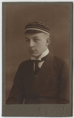 Korporatsiooni "Livonia" liige Jürgen von Knorre, portreefoto  duplicate photo
