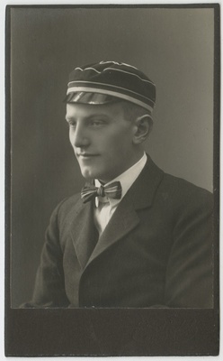 Korporatsiooni "Livonia" liige Oskar von zur Mühlen, portreefoto  duplicate photo