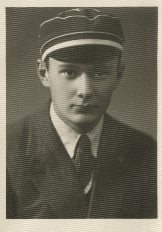 Korporatsiooni "Livonia" liige Ernst August Haeussler, portreefoto
