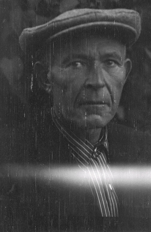 Palts, Mihail - sotsialistliku töö kangelane, kalurikolhoosi Rannik paatkonna vanem.