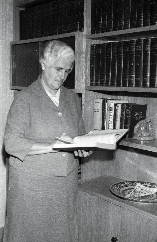 Eesti NSV naiste kongressi delegaat, Pärnu 1. Keskkooli õppeala juhataja Valeria Kaljo.