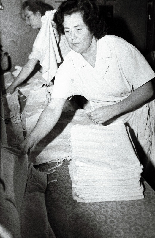 Eesti NSV naiste kongressi delegaat, teeninduskombinaadi Kiir pesumaja tööline Selma Uustalu.