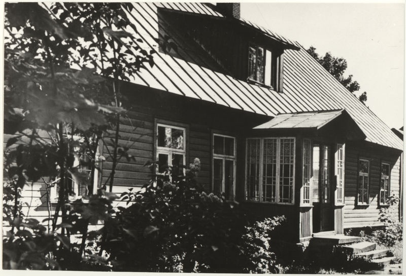 Keila vallamaja, Haapsalu maantee 25