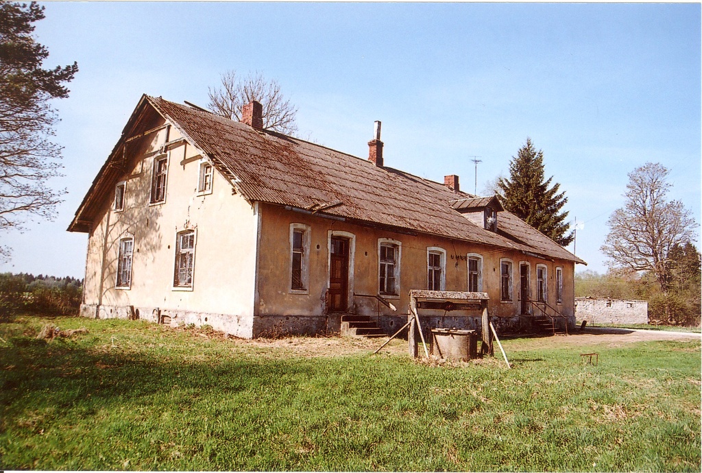 foto Esna vallamaja 2006