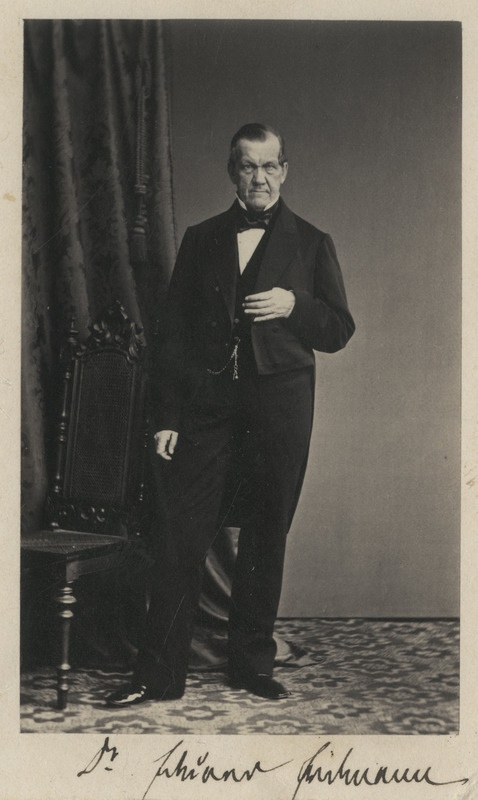 Korporatsiooni "Livonia" vilistlane Eduard Erdmann, portreefoto