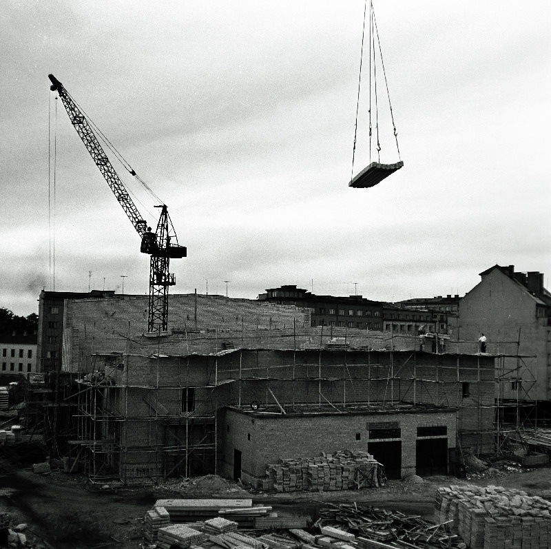 Panoraamkino "Kosmos" ehitamine.
