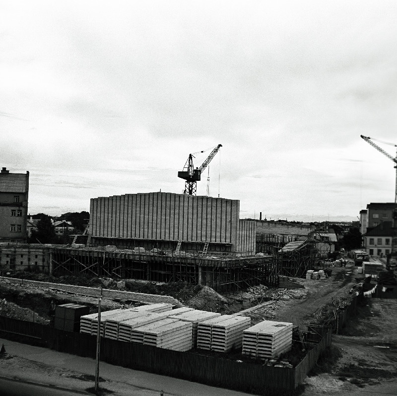 Panoraamkino "Kosmos" ehitamine